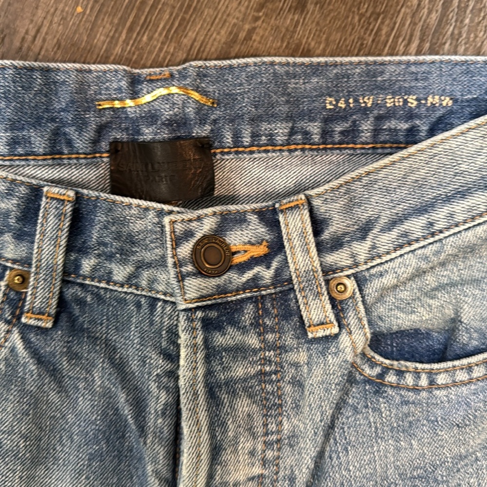 YSL washed Jean
Used
Very nice - Picture 2 of 9